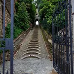 Rocca Di - A Medieval Castle *