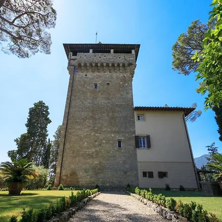 Rocca Di - A Medieval Castle 别墅