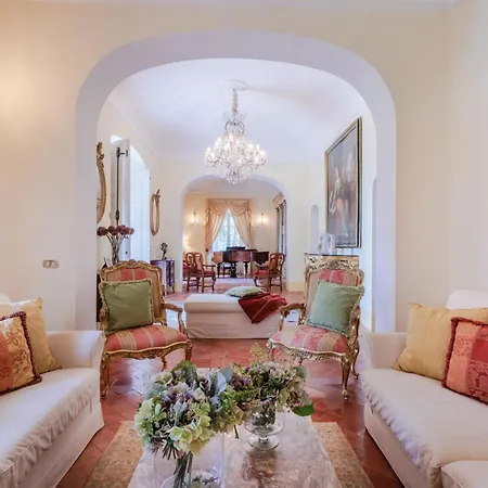 Villa Rocca Di - A Medieval Castle Cetona