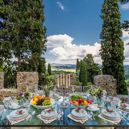 Villa Rocca Di - A Medieval Castle *