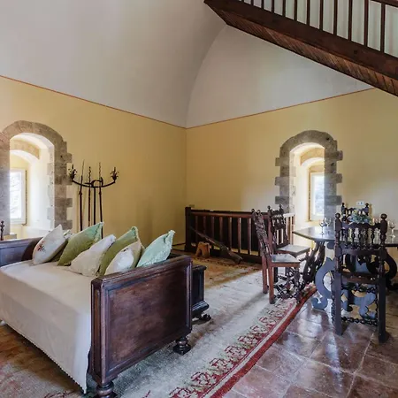 Villa Rocca Di - A Medieval Castle